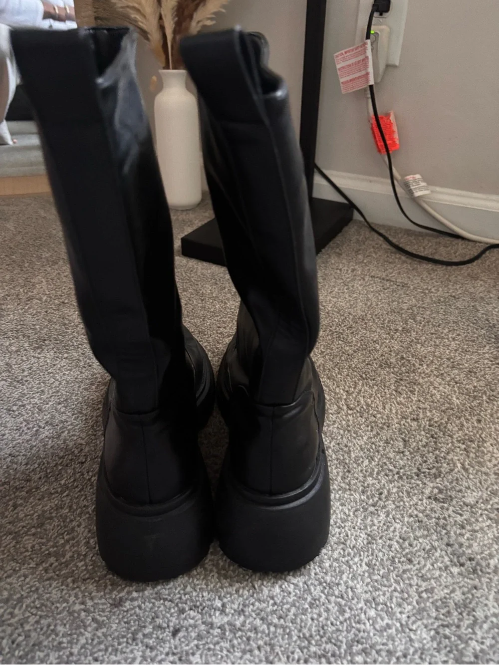 N/A sleek black
